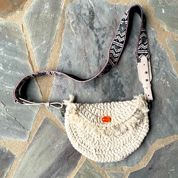 New🌟Macrame Moon Crossbody By FP Collection At Free People - Picture 3 of 6